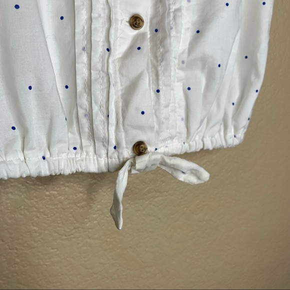 Old Navy ~ Sleeveless Polk Dot Blouse - Picture 3 of 6